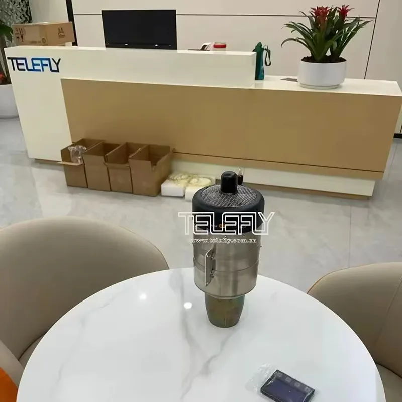 Турбореактивный двигатель TF-TJ200